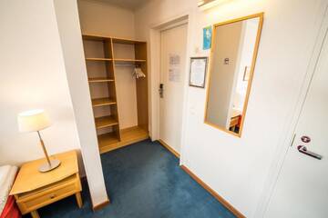 Фото номера Standard Twin Room - Guesthouse Отель Karolineburg Manor House Hotel г. Каяани 6