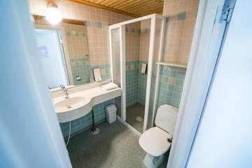 Фото номера Standard Twin Room - Guesthouse Отель Karolineburg Manor House Hotel г. Каяани 8