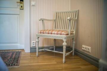 Фото номера Manor Twin Room with Sauna Отель Karolineburg Manor House Hotel г. Каяани 3