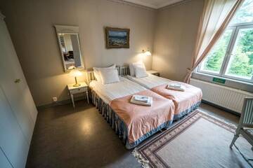 Фото номера Executive Manor Suite with Sauna Отель Karolineburg Manor House Hotel г. Каяани 3